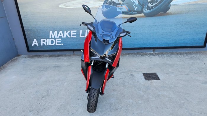 2025 Yamaha XMAX 300 (CZD300A)