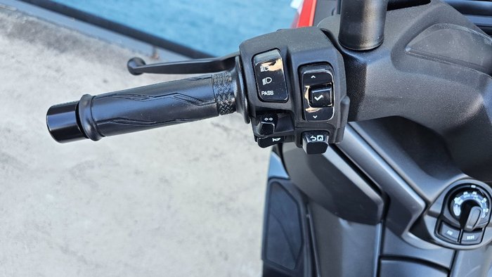 2025 Yamaha XMAX 300 (CZD300A)