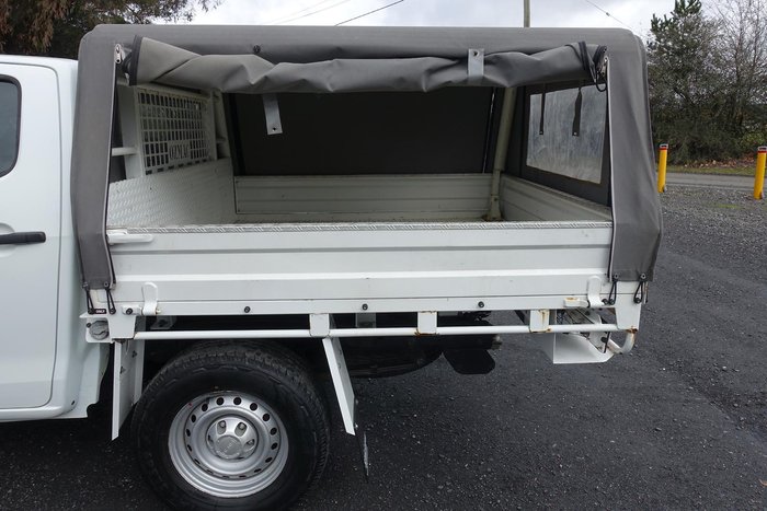 2016 Isuzu D-MAX SX MY15.5 4X4 Dual Range Splash White