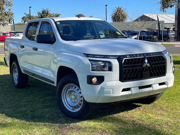 2025 Mitsubishi Triton GLX MV MY25 4X4 Dual Range White