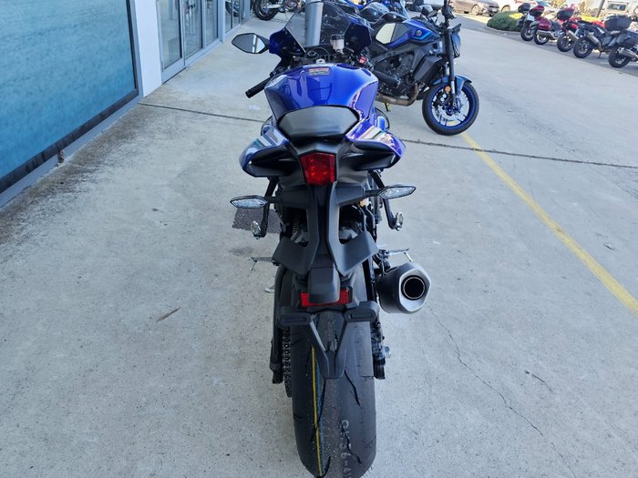 2025 Yamaha YZF-R1 Blue
