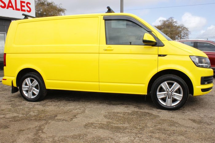 2018 Volkswagen Transporter TDI340 T6 MY18 Curcuma Yellow