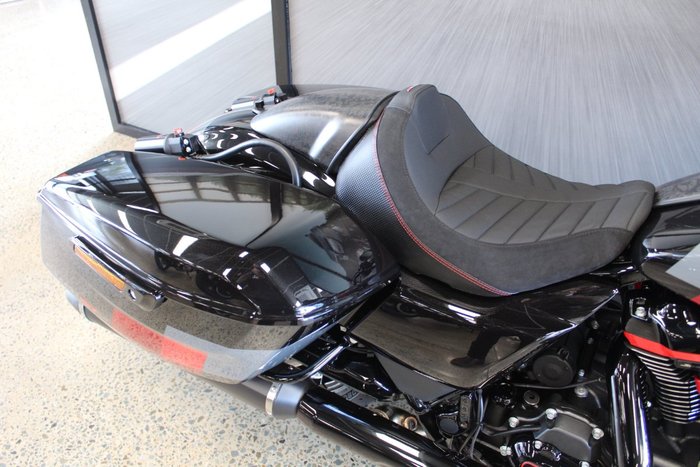 2025 Harley-davidson FLTRXSE CVO ROAD GLIDE (121) HOT LAP