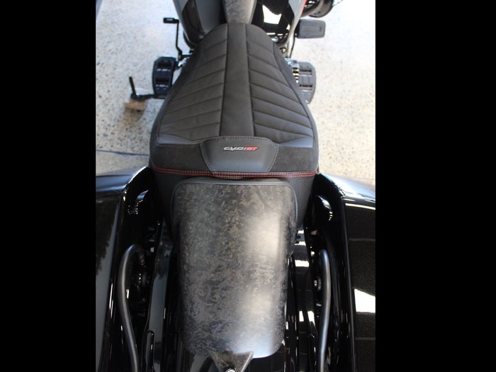 2025 Harley-davidson FLTRXSE CVO ROAD GLIDE (121) HOT LAP
