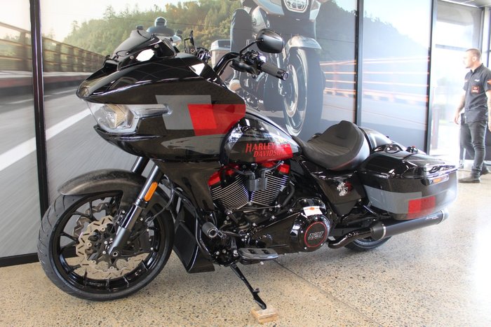 2025 Harley-davidson FLTRXSE CVO ROAD GLIDE (121) HOT LAP