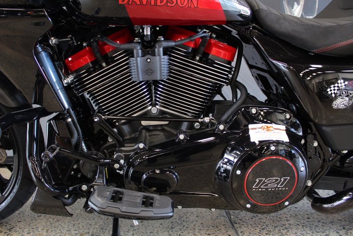 2025 Harley-davidson FLTRXSE CVO ROAD GLIDE (121) HOT LAP