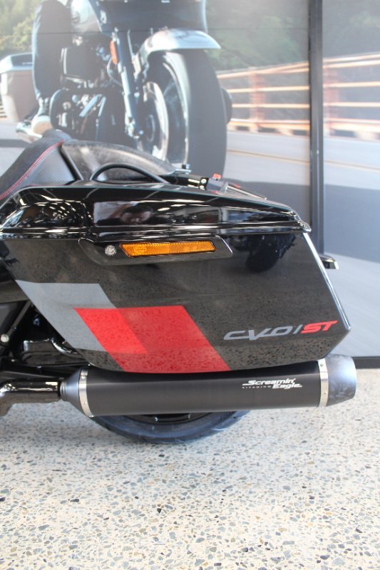 2025 Harley-davidson FLTRXSE CVO ROAD GLIDE (121) HOT LAP