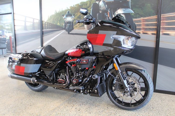 2025 Harley-davidson FLTRXSE CVO ROAD GLIDE (121) HOT LAP