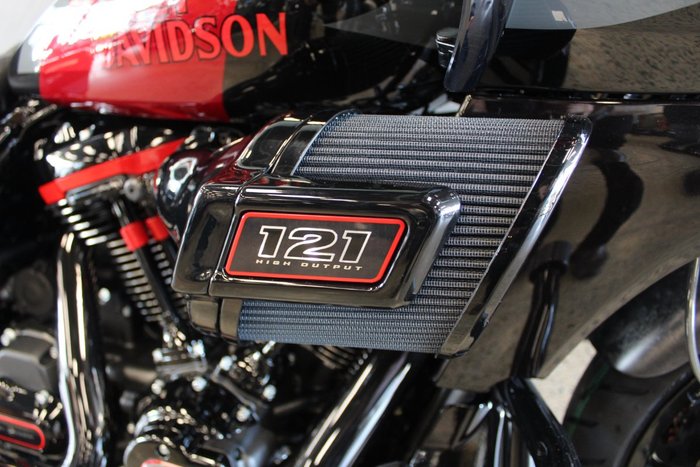 2025 Harley-davidson FLTRXSE CVO ROAD GLIDE (121) HOT LAP