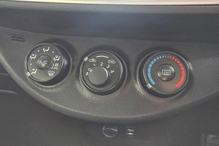 2016 Toyota Yaris Ascent