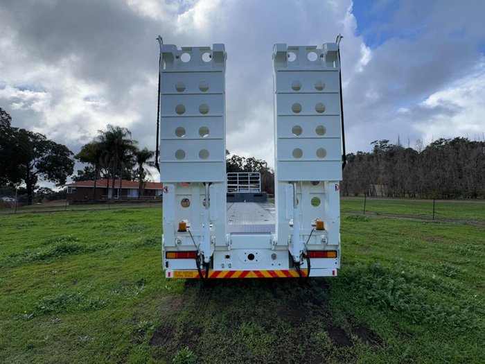 2026 FreightWest Semi  Drop Deck Widener