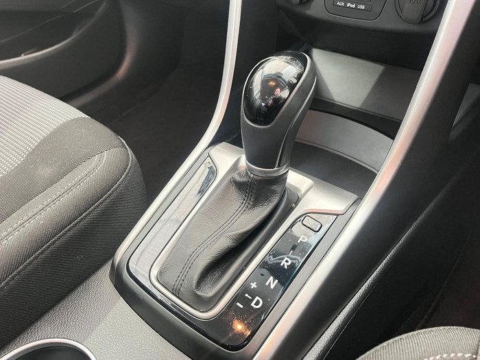2013 Hyundai i30 Active GD SILVER