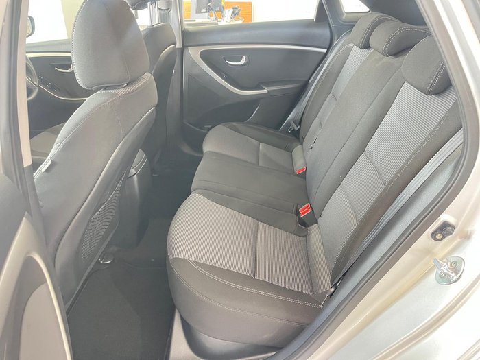 2013 Hyundai i30 Active GD SILVER