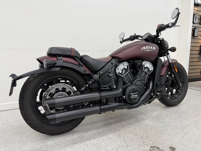 2021 INDIAN SCOUT BOBBER Maroon