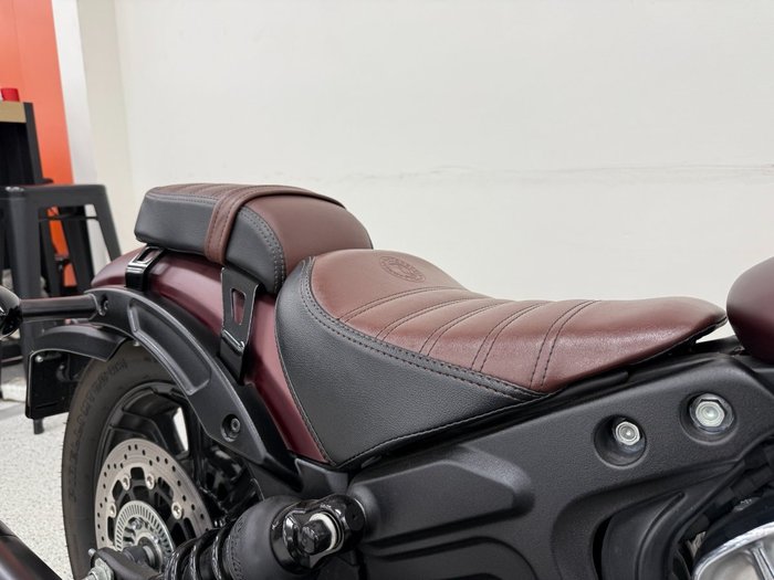 2021 INDIAN SCOUT BOBBER Maroon