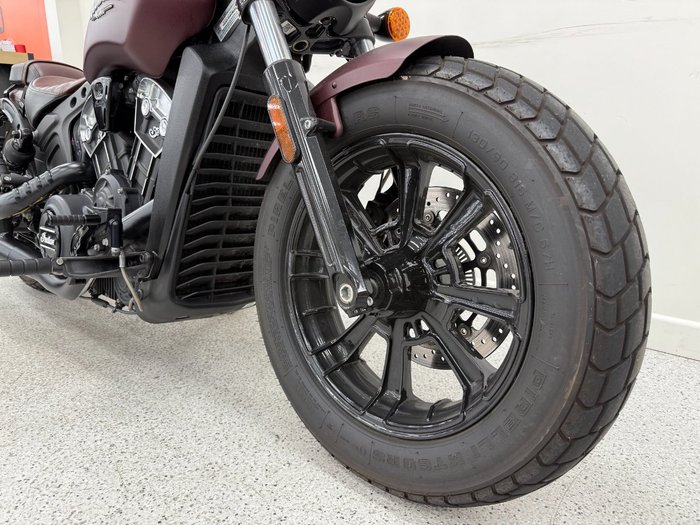 2021 INDIAN SCOUT BOBBER Maroon
