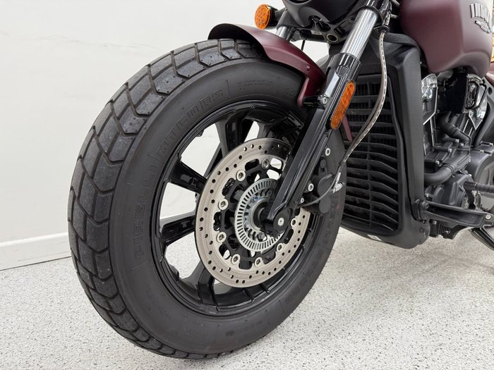 2021 INDIAN SCOUT BOBBER Maroon