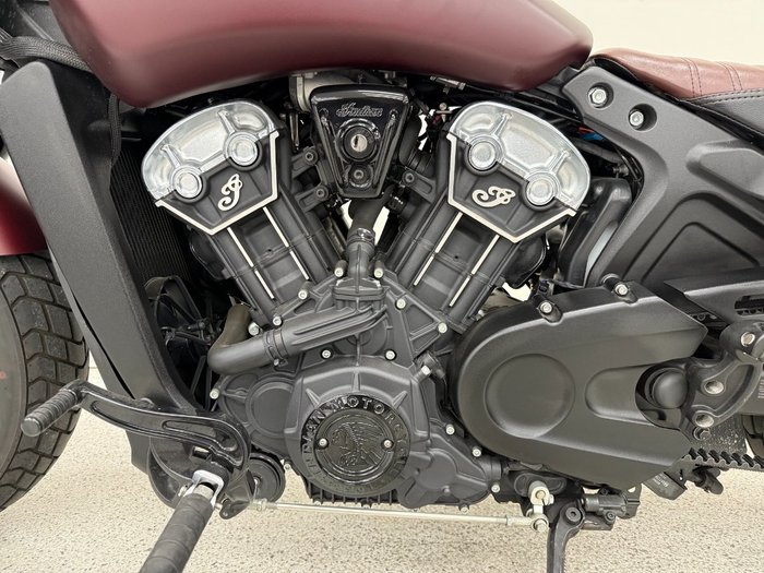 2021 INDIAN SCOUT BOBBER Maroon