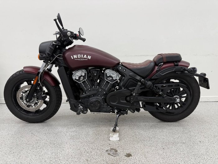 2021 INDIAN SCOUT BOBBER Maroon