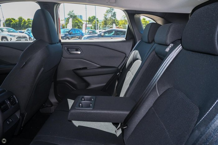 2025 Nissan QASHQAI ST-L