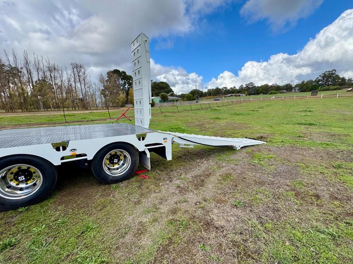 2025 FreightWest Semi Drop Deck