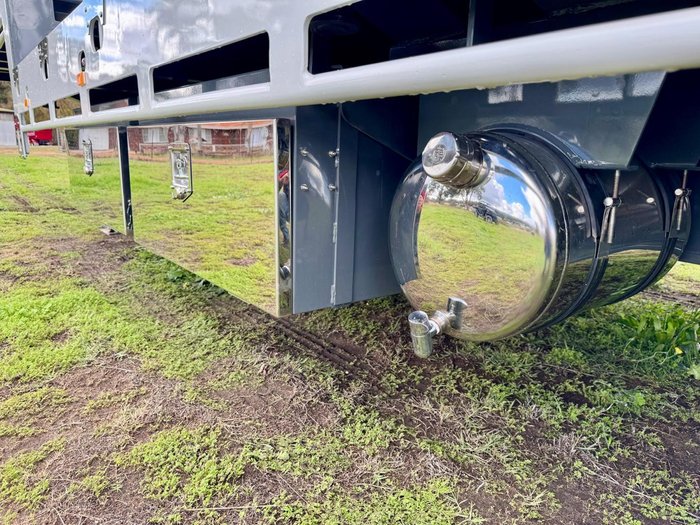 2026 FreightWest Semi  Drop Deck