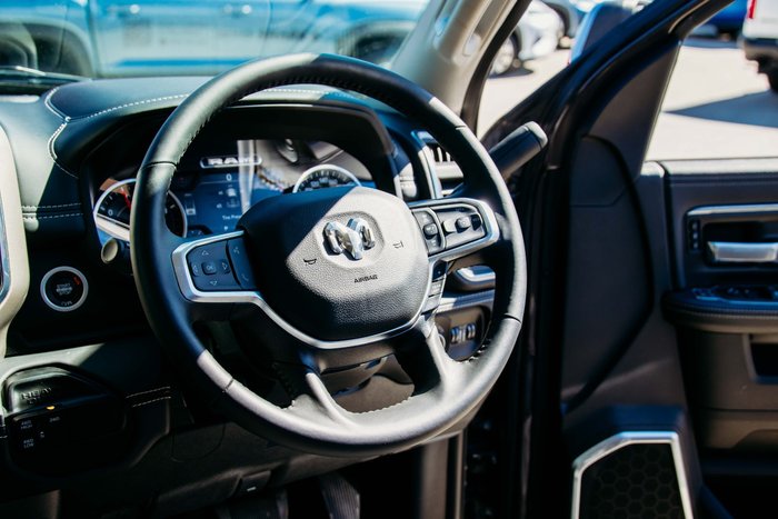 2023 RAM 2500 Laramie Rambox