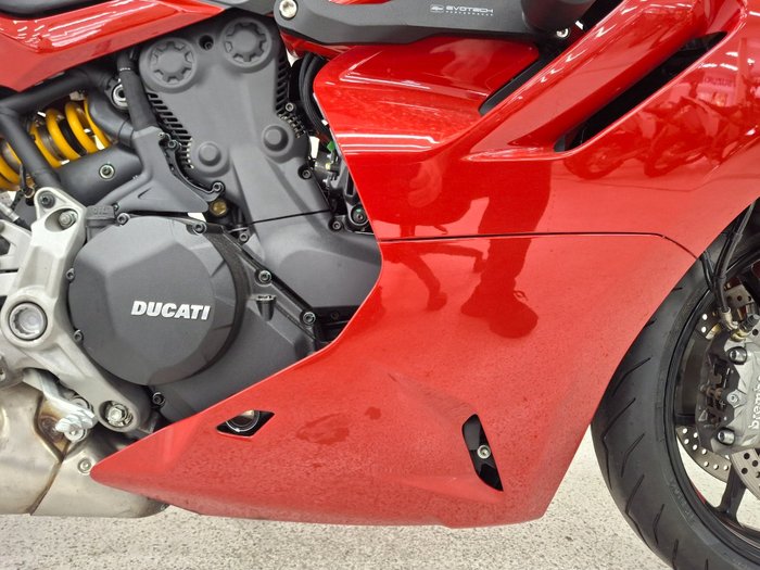 2024 DUCATI SUPERSPORT 950 S Red