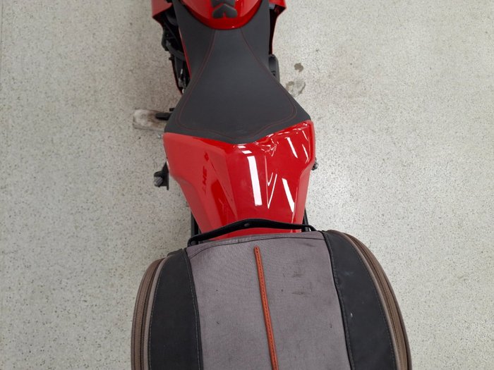 2024 DUCATI SUPERSPORT 950 S Red