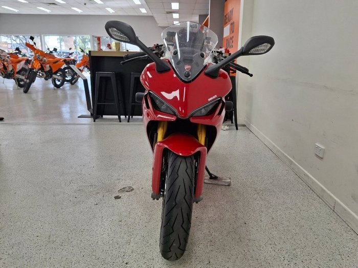 2024 DUCATI SUPERSPORT 950 S Red