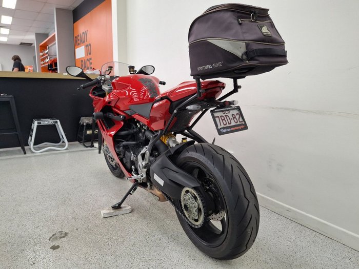 2024 DUCATI SUPERSPORT 950 S Red