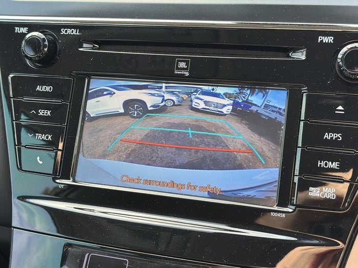 2019 Toyota Prius V Hybrid