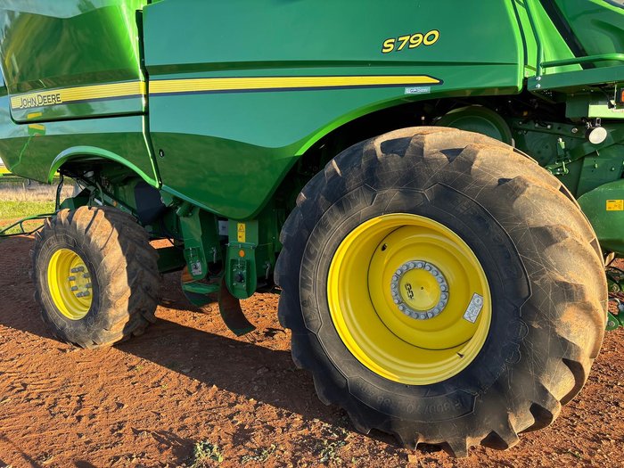 2019 John Deere S790 Green