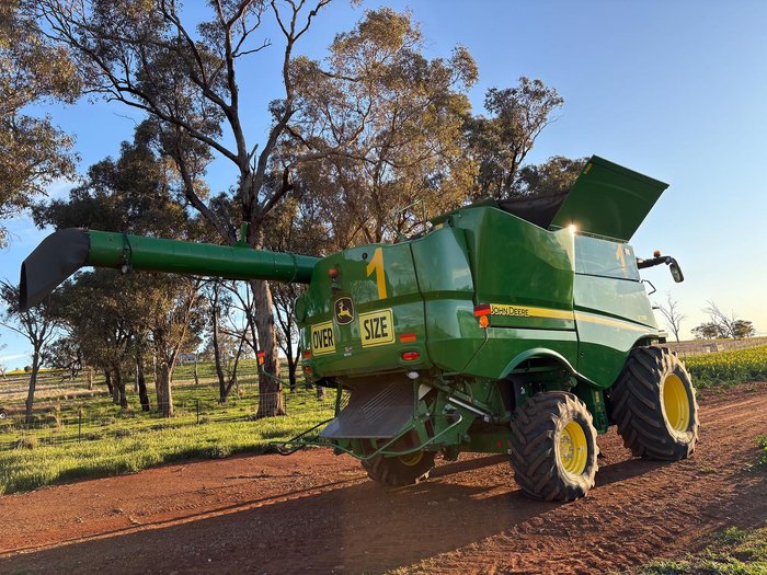 2019 John Deere S790 Green