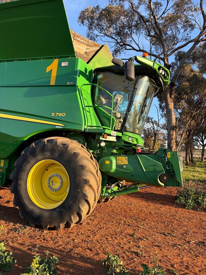 2019 John Deere S790 Green