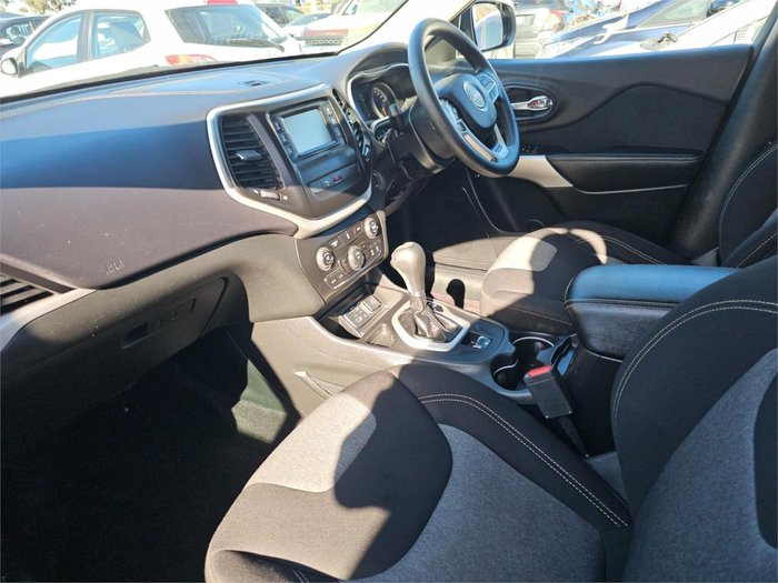 2018 Jeep Cherokee Sport KL MY19 Billet Silver