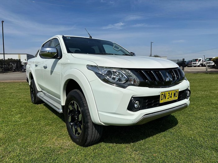 2017 Mitsubishi Triton Exceed MQ MY17 4X4 Dual Range White