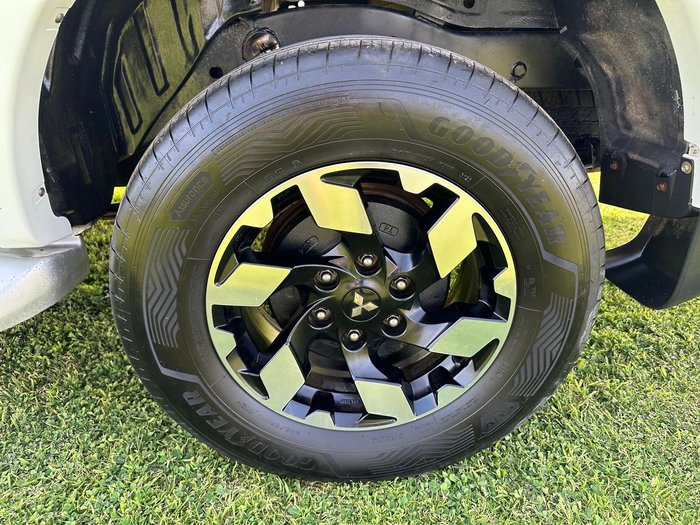 2017 Mitsubishi Triton Exceed