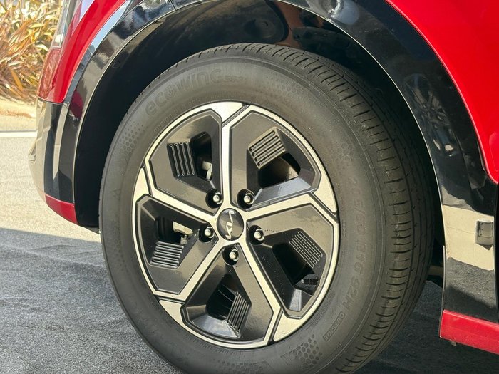 2022 Kia Niro Hybrid S