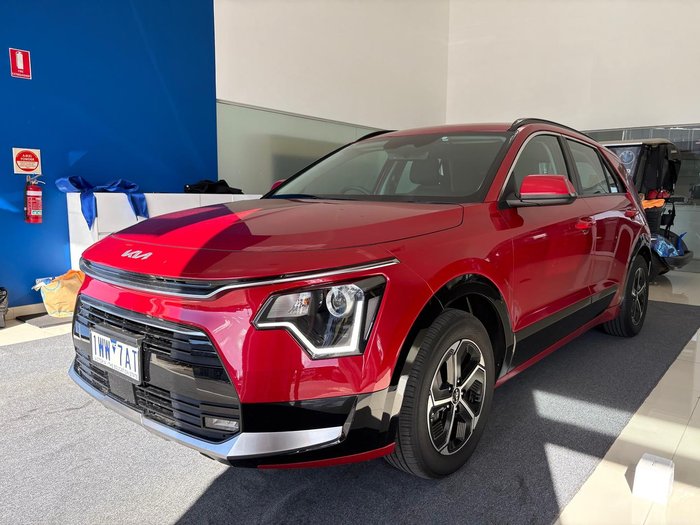 2022 Kia Niro Hybrid S