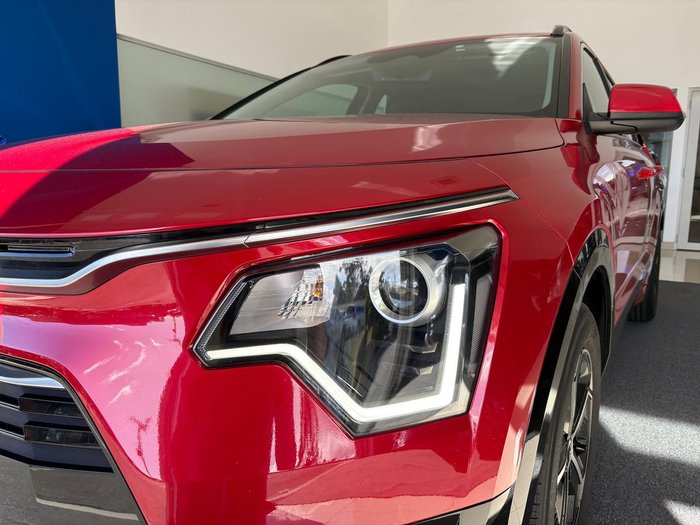 2022 Kia Niro Hybrid S