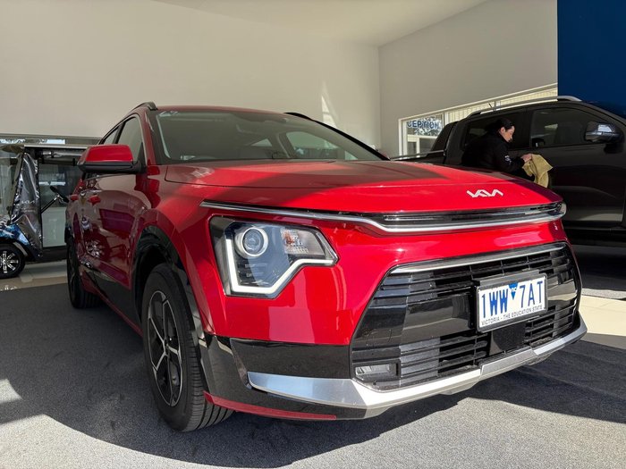 2022 Kia Niro Hybrid S