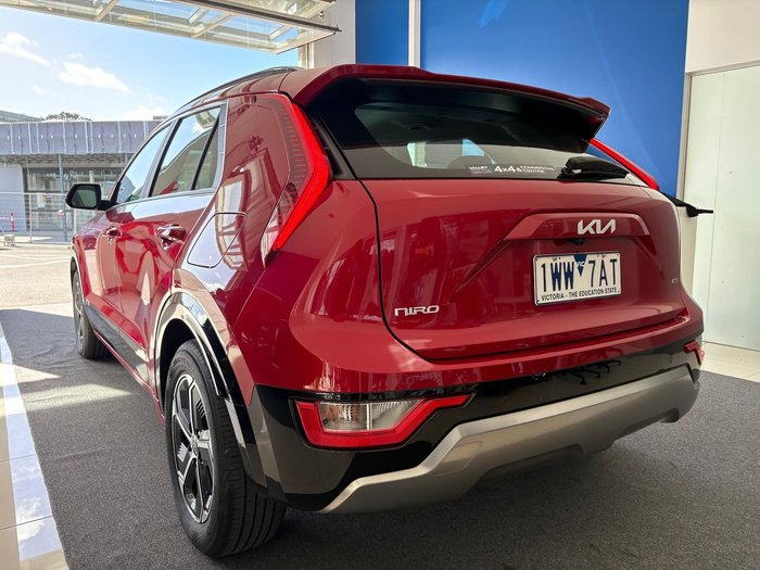 2022 Kia Niro Hybrid S