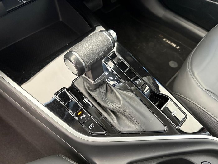 2022 Kia Niro Hybrid S