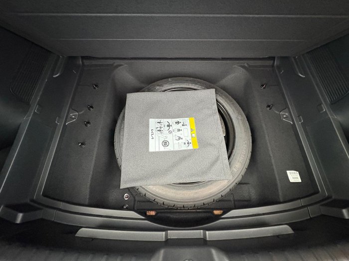 2022 Kia Niro Hybrid S