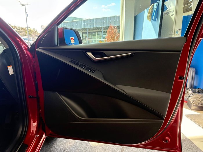 2022 Kia Niro Hybrid S