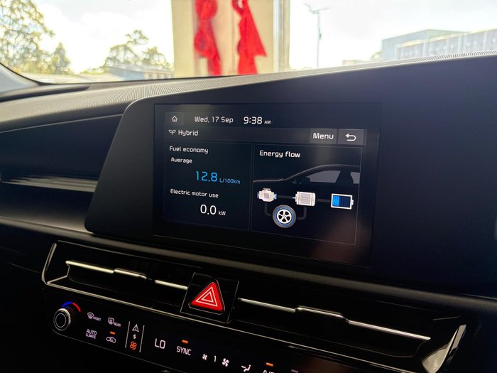 2022 Kia Niro Hybrid S