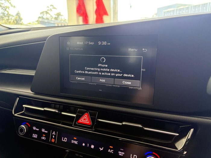 2022 Kia Niro Hybrid S