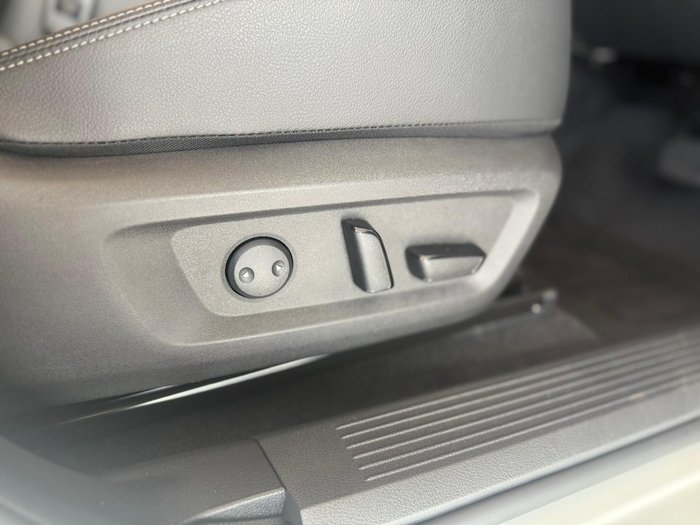 2025 Nissan X-TRAIL Ti