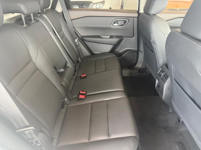 2025 Nissan X-TRAIL Ti